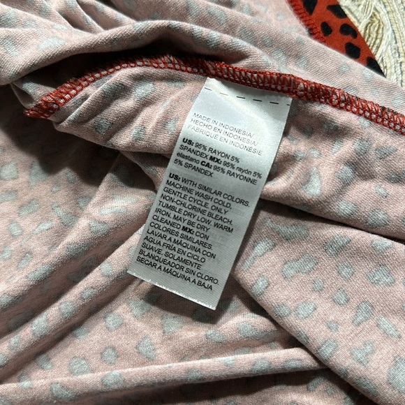 Chico’s Design Women’s Red & Black Sleeveless Top Blouse - Picture 6 of 6